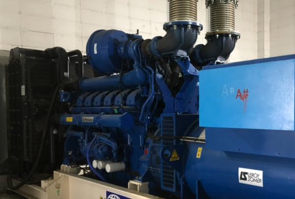 柴油发电机保持间隔的原因